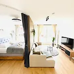 Apartment Niro I Design Apartment, Wellness, Infrarotkabine, Parkplatz, Tv Bensheim
