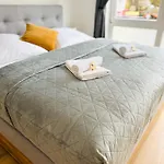 Niro I Design Apartment, Wellness, Infrarotkabine, Parkplatz, Tv Apartment
