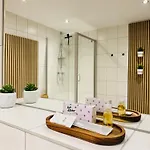 Niro I Design Apartment, Wellness, Infrarotkabine, Parkplatz, Tv Apartment *