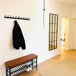 Apartment Niro I Design Apartment, Wellness, Infrarotkabine, Parkplatz, Tv