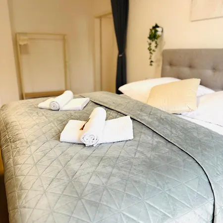 Apartment Niro I Design Apartment, Wellness, Infrarotkabine, Parkplatz, Tv *